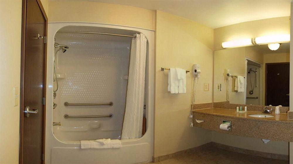 Comfort Suites Wixom Eksteriør bilde